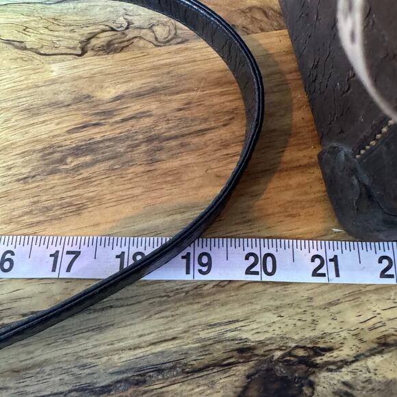 Chanel Camelia Flower Clear PVC Leather Crossbody Bucket Bag Authentic CoA - Picture 4 of 13